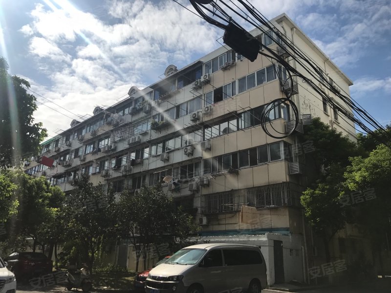 航华二村三街坊