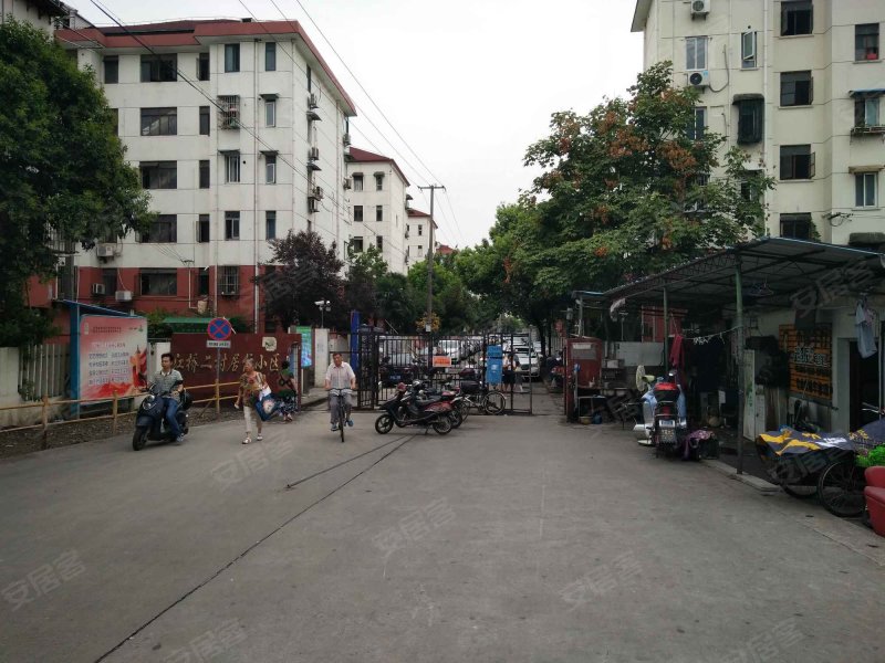 江桥二村二街坊 