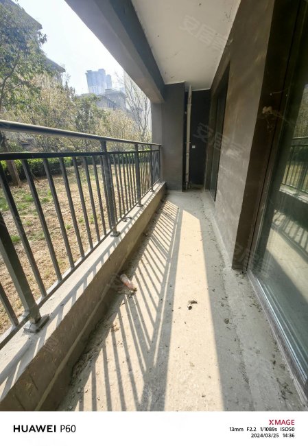 宜阳中骏雍景湾电梯洋房一楼四室首付不到十六个