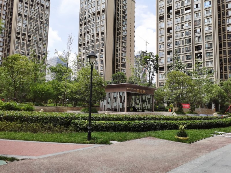 绿地城上海滩花园(三期),潆华北路-南充绿地城上海滩花园(三期)二手房