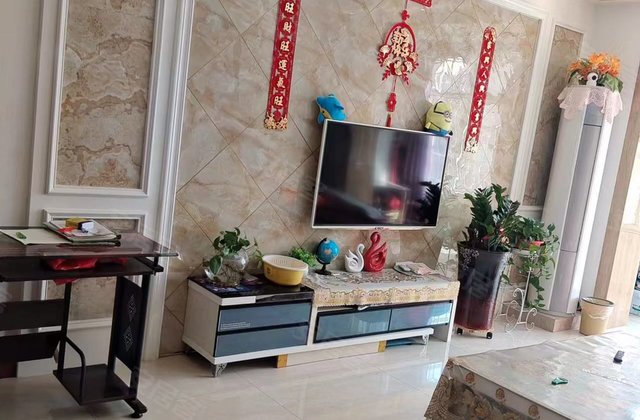 一品花园3室2厅122.78㎡84万二手房图片