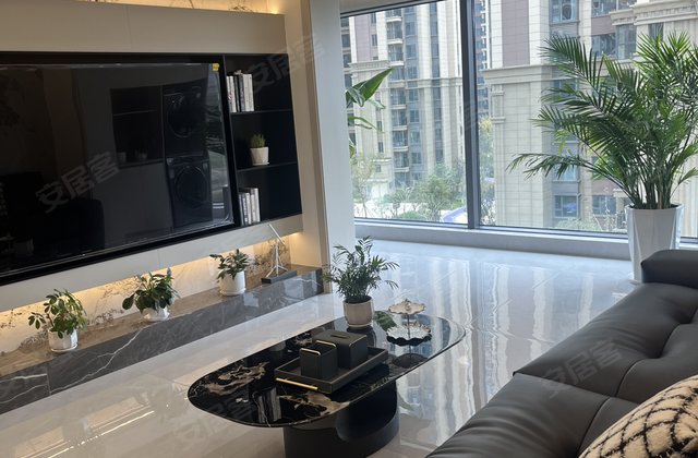 荆门恒大云湖上郡4室2厅136㎡42万二手房图片