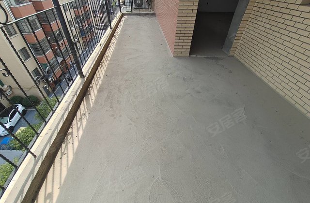 时代奥园4室2厅155㎡67万二手房图片