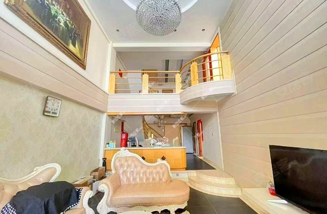 理想小镇6室3厅300.41㎡280万二手房图片