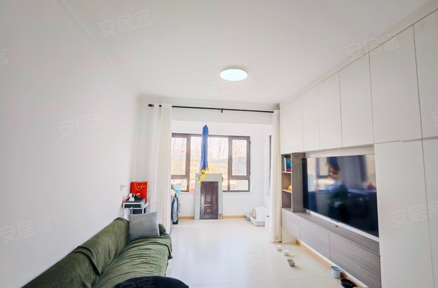 万华城悦府2室2厅69.81㎡60万二手房图片