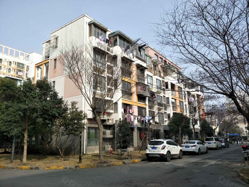 世博家园十五街坊 