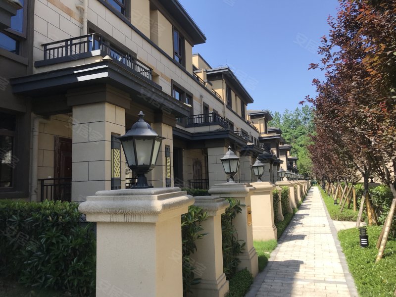 恒大翡翠湾(别墅)