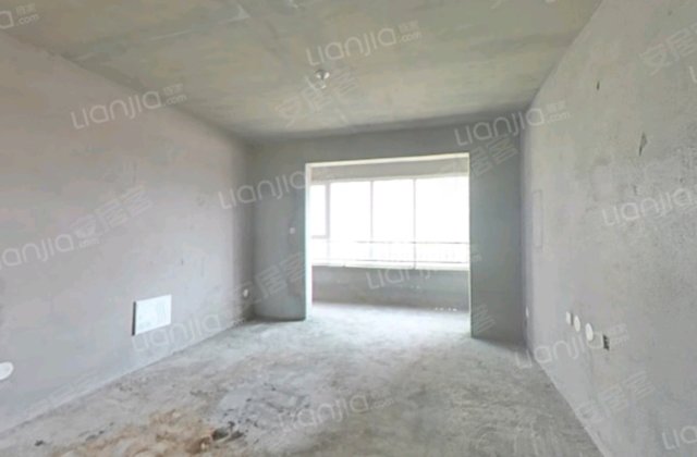 凯旋金城3室2厅134.18㎡65万二手房图片