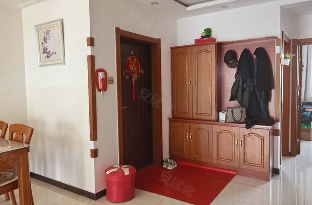 天保新城(东区)3室2厅106㎡57万二手房图片