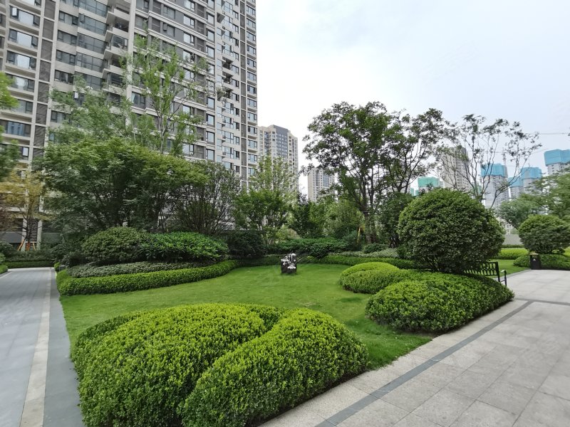 格林小镇(南区),纬七路