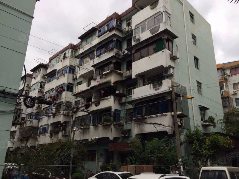 石皮路54弄小区 