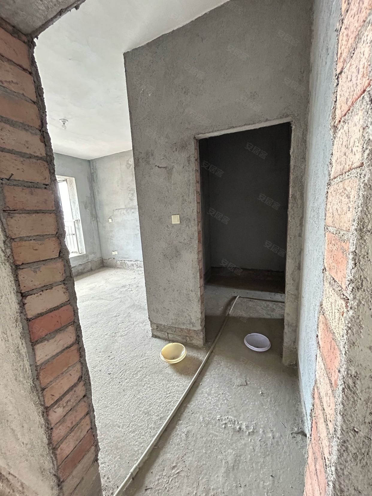 紫金财富中心4室1厅2卫123.94㎡南168万