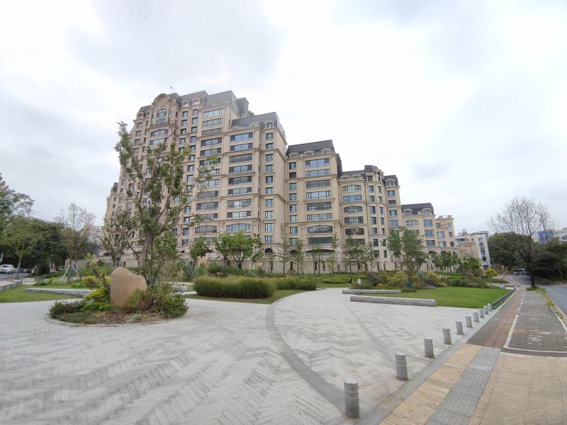 当代万国府ΜΟΜ