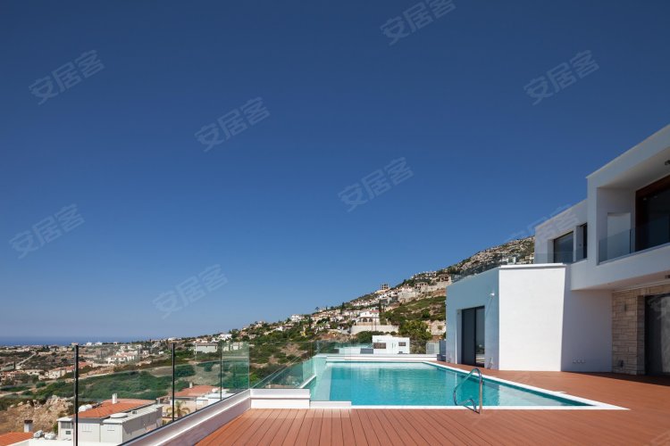 塞浦路斯约¥1416万令人惊叹的别墅在佩亚 - 特价 - 准备搬进来二手房独栋别墅图片
