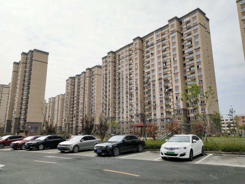 瑞和雅苑贰街区 