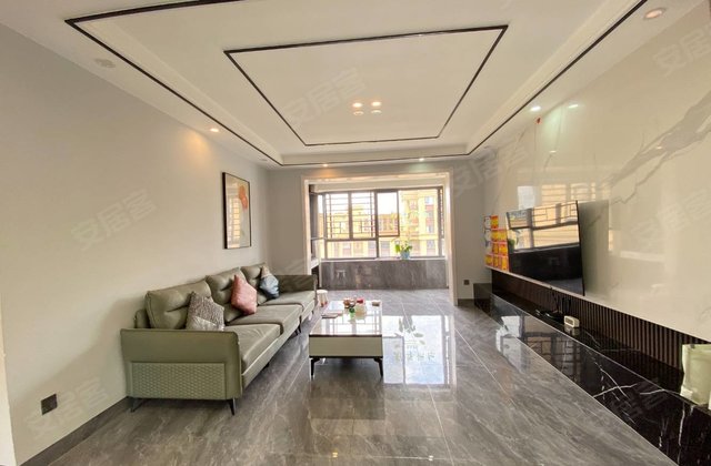 飞洋华府龙岸4室2厅146㎡78.6万二手房图片