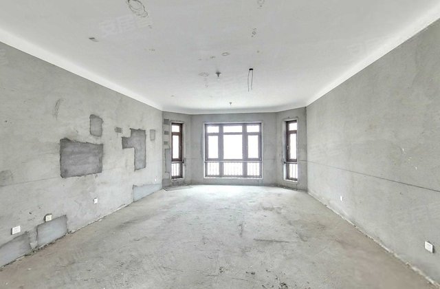 伊泰华府岭秀4室2厅334.85㎡175万二手房图片