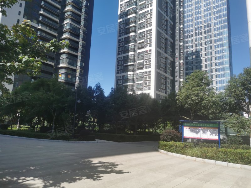 滇池明珠广场