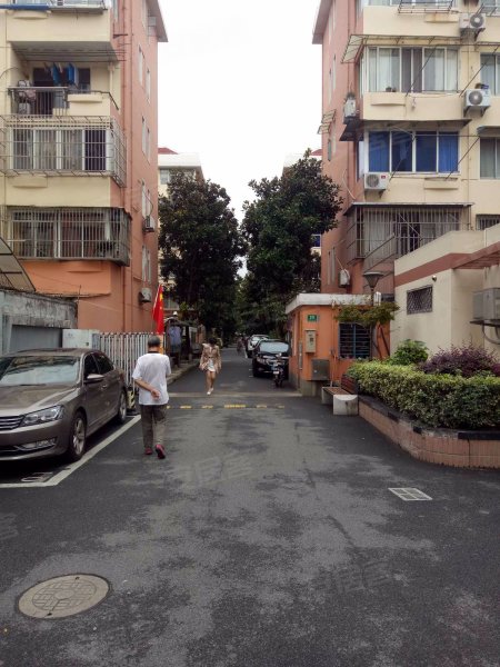 牡丹路165弄小区 