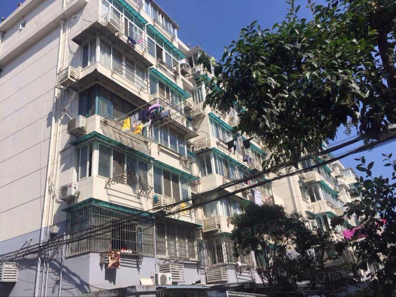 塘南路159弄小区 