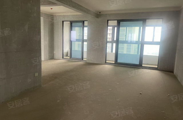 德清天安云谷4室2厅134㎡168万二手房图片