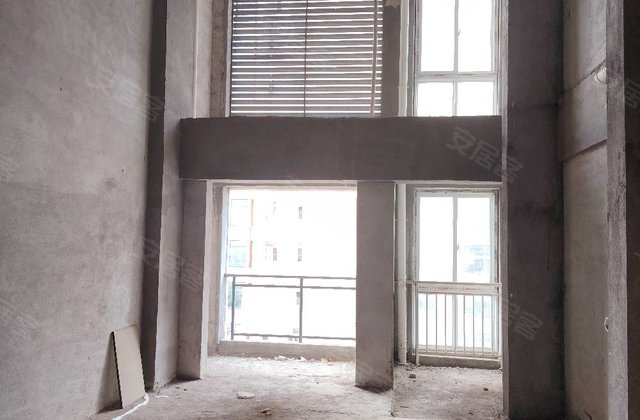 明珠广场3室1厅102㎡32.8万二手房图片