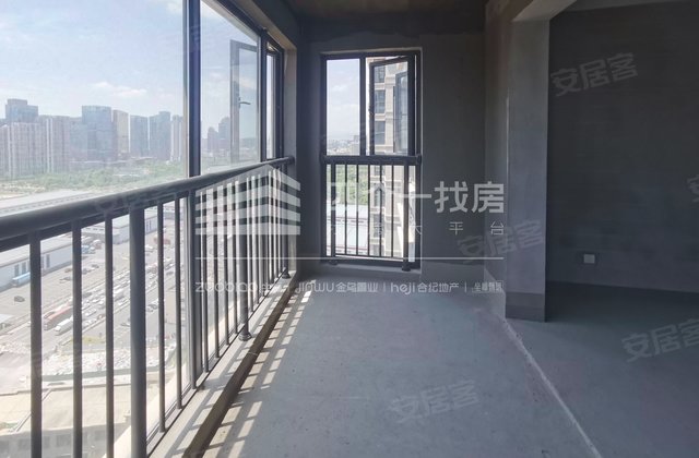 东前王高层安置房4室2厅162㎡275万二手房图片