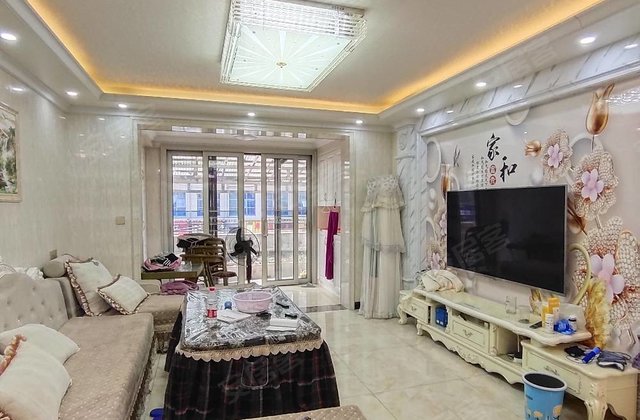 万盛锑都广场4室2厅128㎡72万二手房图片