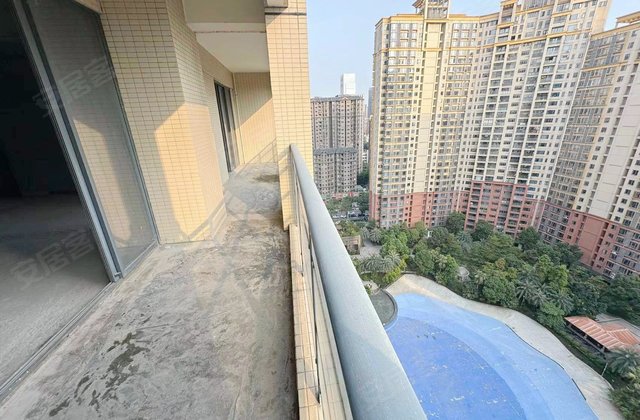 天利中央花园4室2厅196.25㎡535万二手房图片