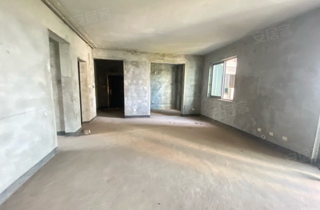 锦绣龙城4室2厅126㎡155万二手房图片