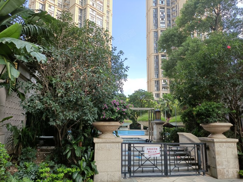 阳光凡尔赛宫a区