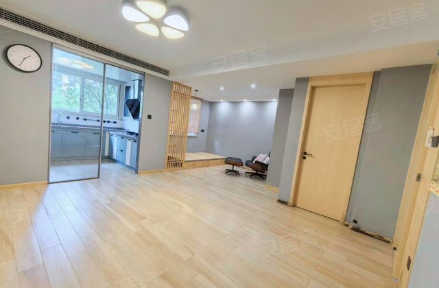 燕山公馆3室2厅118㎡135万二手房图片