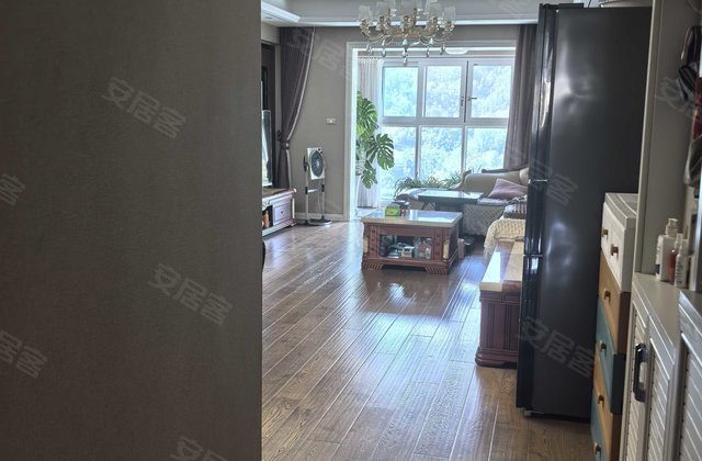 仁和国际3室2厅129.43㎡75万二手房图片