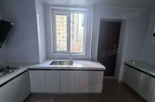 阅海万家F3区3室2厅131㎡70万二手房图片