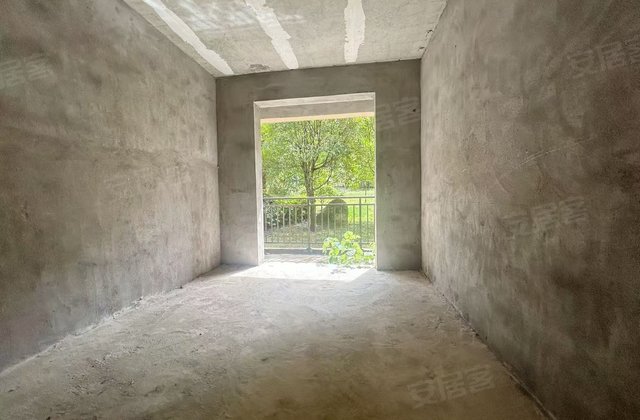 嵘源国际温泉度假村1室1厅60㎡19.8万二手房图片