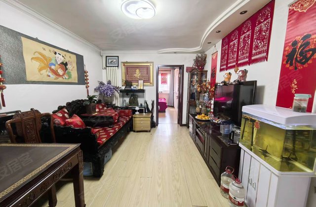 给价谈，汇光里 不到顶 两室夹厅 南北通透  精装修 近地铁