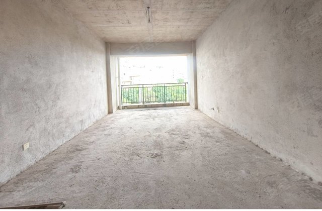 湖泉万象4室2厅119㎡42.9万二手房图片