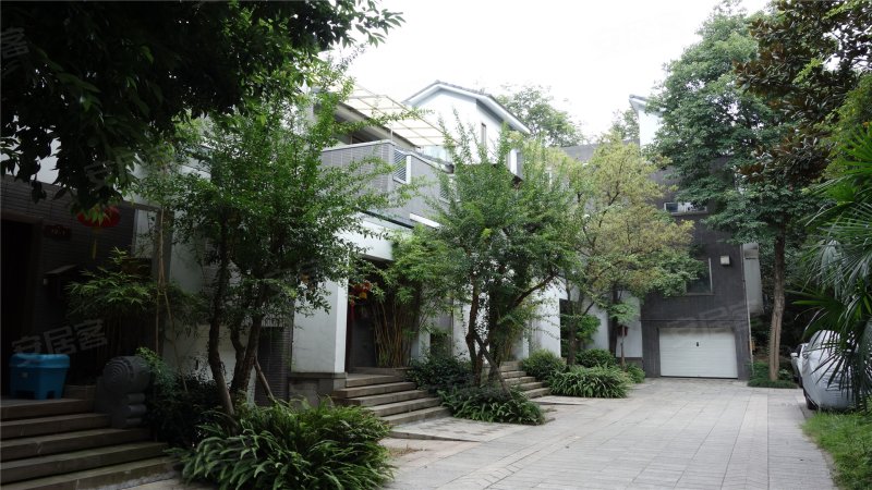 三利宅院白云渡