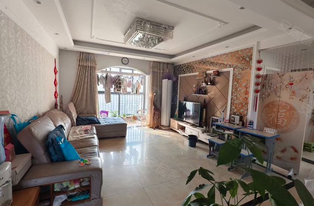 皇马国际3室2厅120㎡49万二手房图片