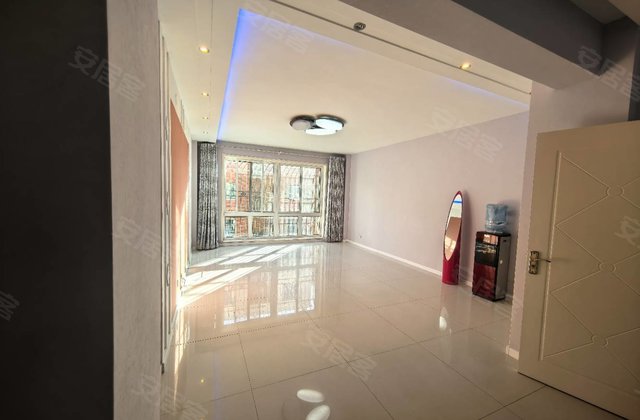 利通盛世花园南区3室2厅140㎡63.8万二手房图片