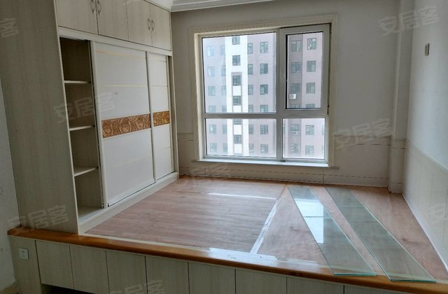 天一城3室2厅102㎡68万二手房图片