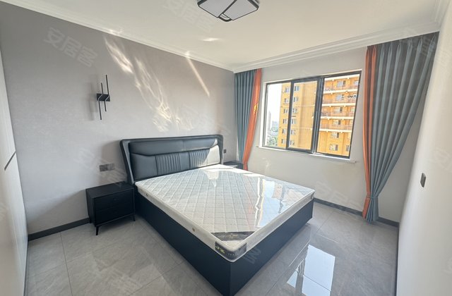 日新小区1室1厅58㎡14万二手房图片