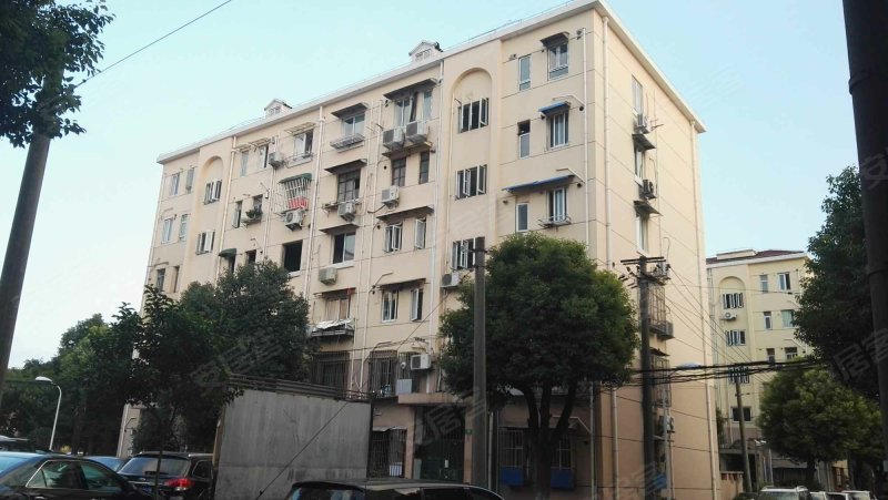 航华三村一街坊 