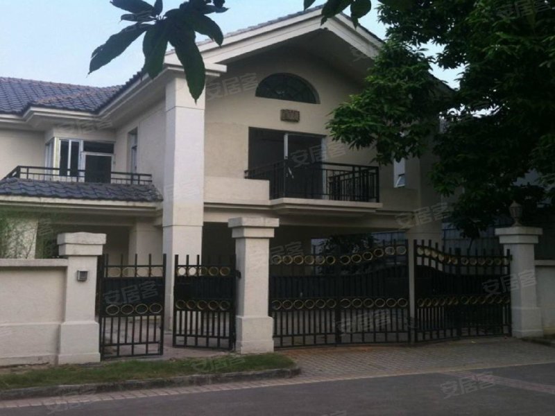 新世界花园别墅