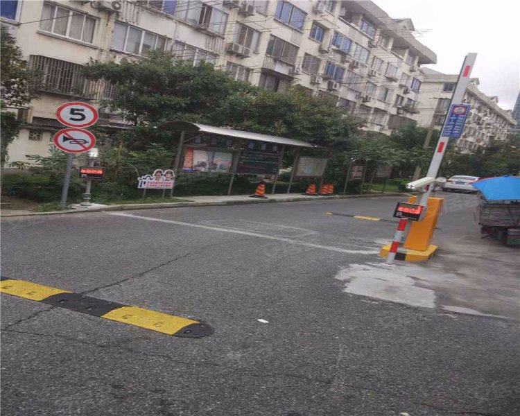 海高一村(东区) 