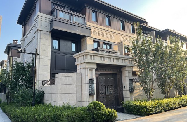 房产中介黄慧子电话号码,置业顾问黄慧子网上店铺发布