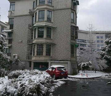 临平山庄(公寓住宅)