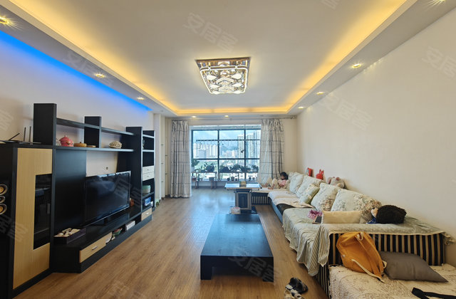 城中湾畔4室2厅165.81㎡77万二手房图片