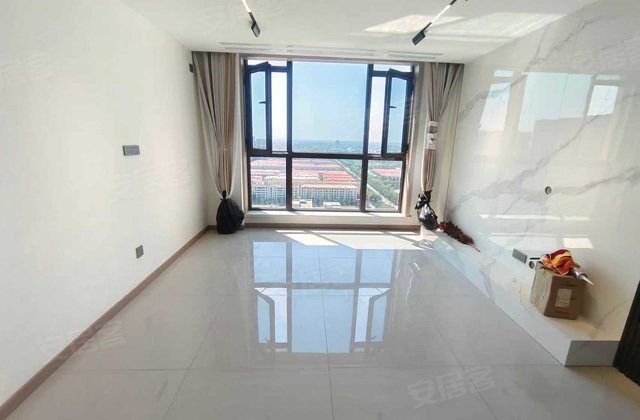 天润嘉苑3室1厅104㎡56万二手房图片