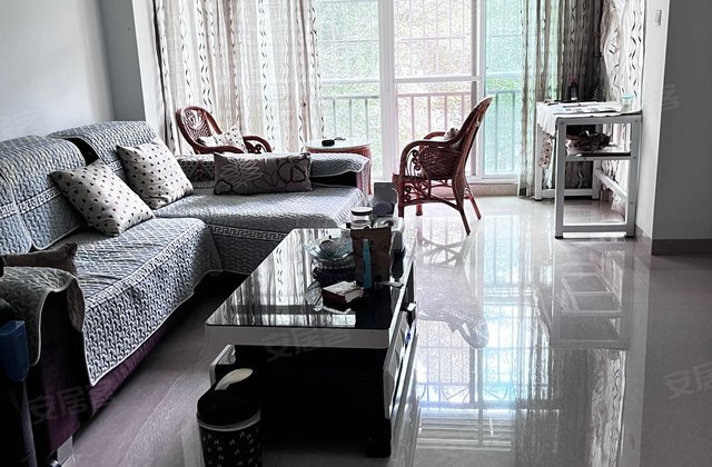 翡翠花园1室1厅67.91㎡35万二手房图片